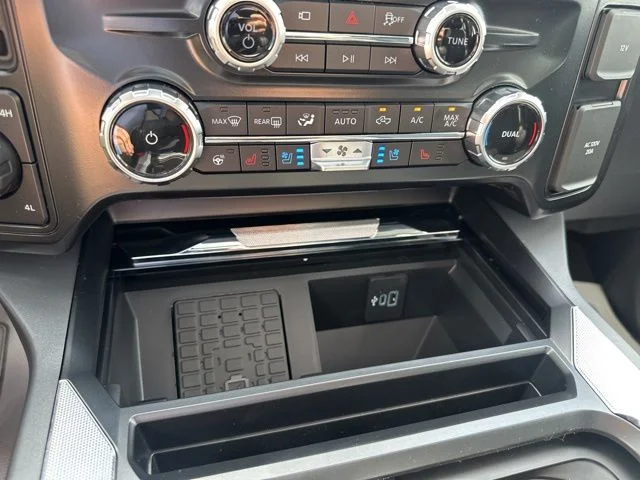 2025 Ford F-250 Super Duty Lariat - Photo 42
