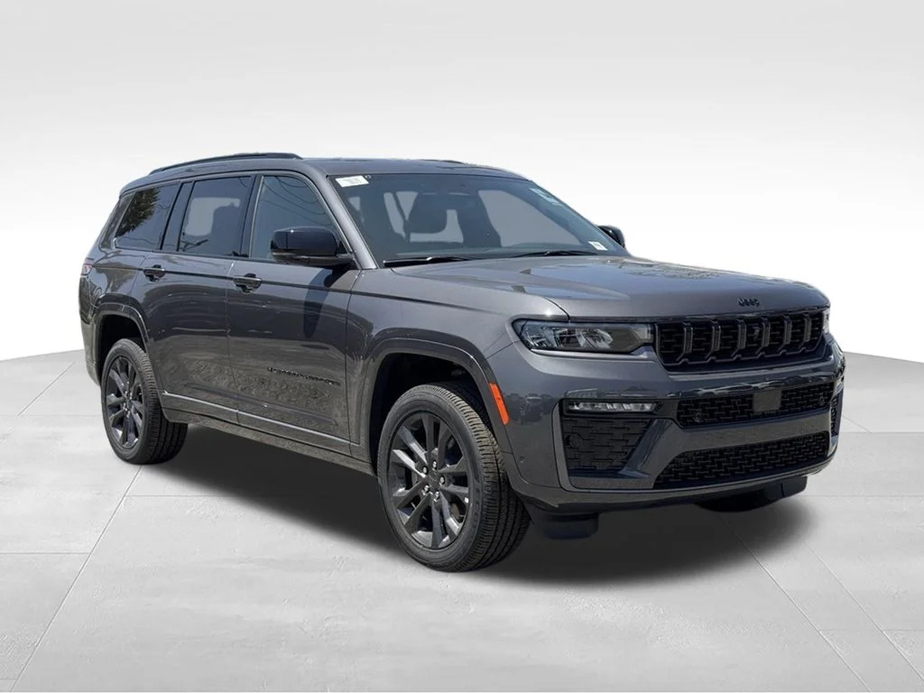 New 2026 Baltic Gray Metallic Clear-Coat Exterior Paint Jeep Limited image 5