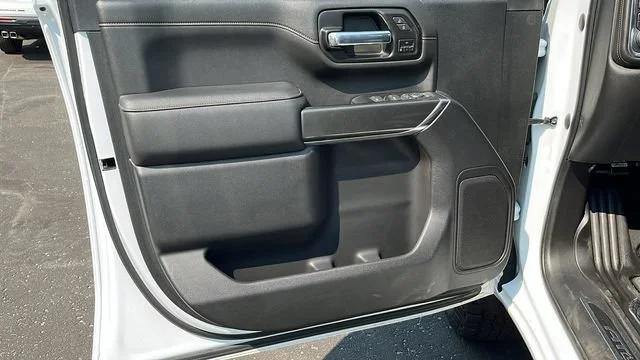 2022 GMC Sierra 2500HD AT4 - Photo 23