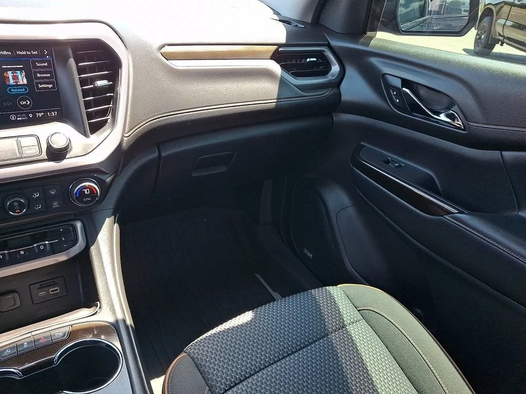 Used 2021 EBONY TWILIGHT METALLIC GMC AT4 image 50