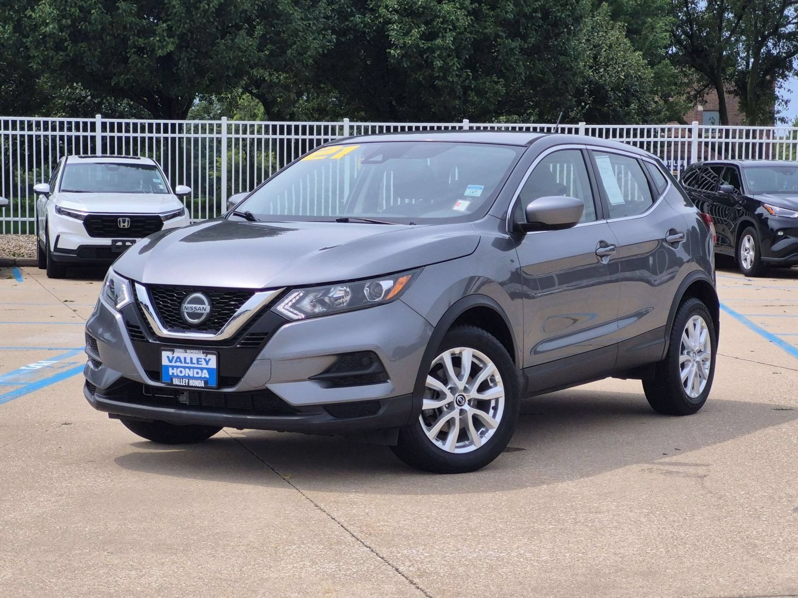 Used 2021 Gun Metallic Nissan S image 2