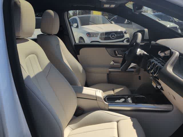 New 2026 Polar White Mercedes-Benz GLA 250 image 24