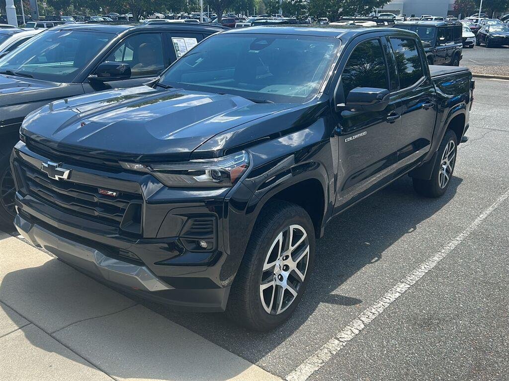 Used 2023 Black Chevrolet 4WD Z71 image 1