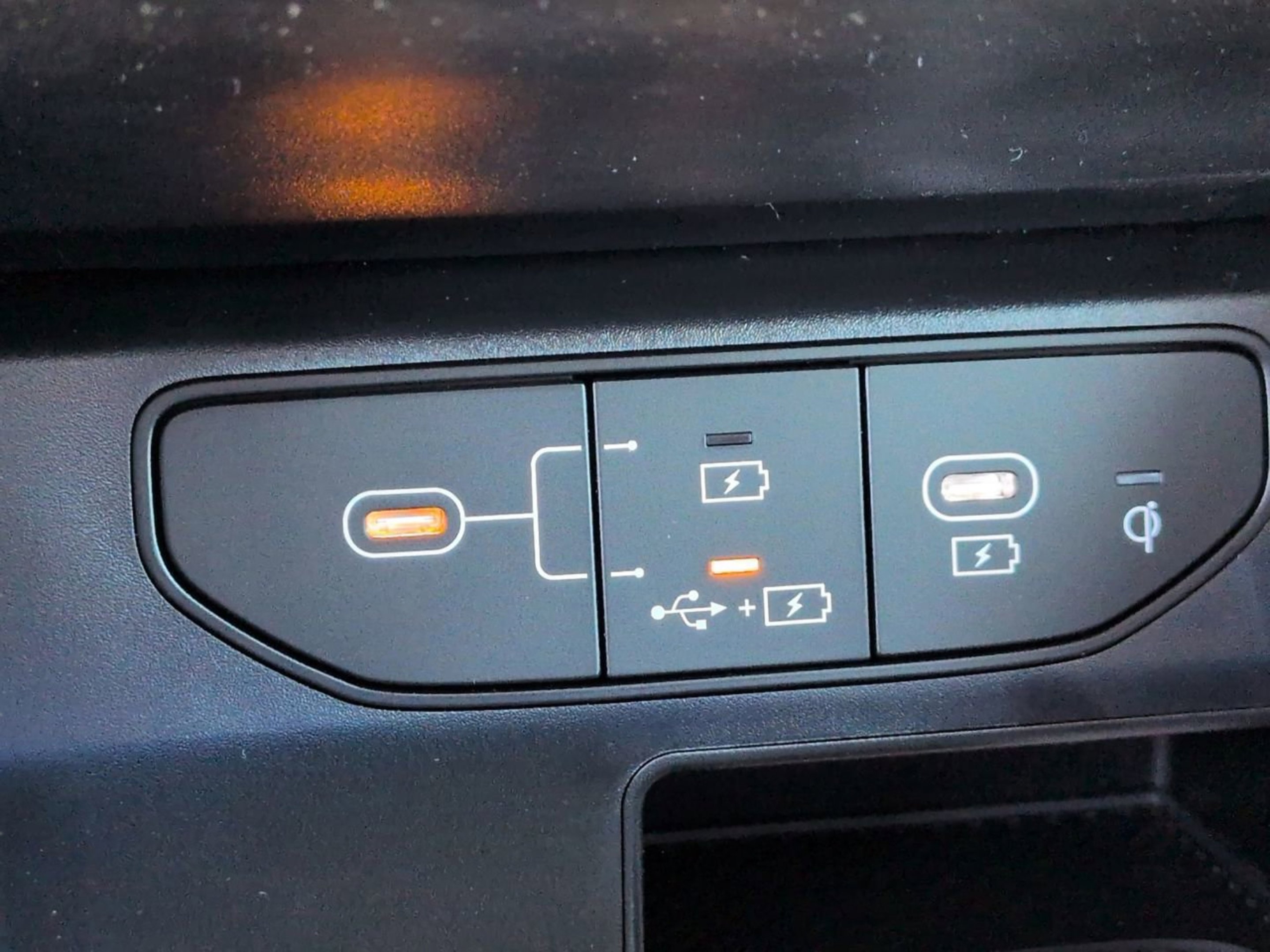 New 2026 Snow White Pearl Kia EX image 20