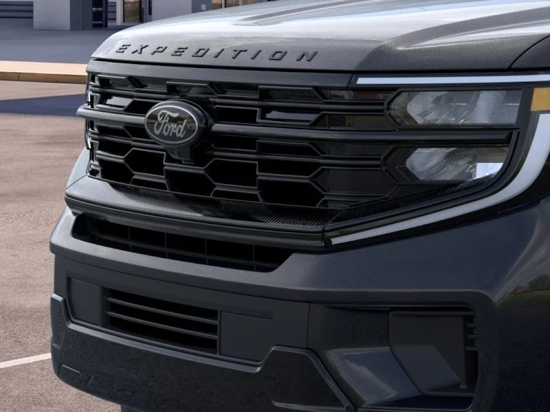 New 2026 Agate Black Metallic Ford MAX Platinum® image 17
