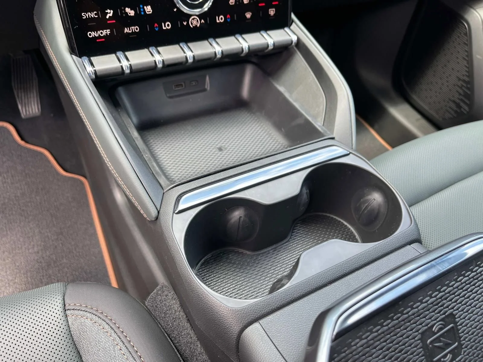 2026 GMC Terrain AT4 - Photo 29