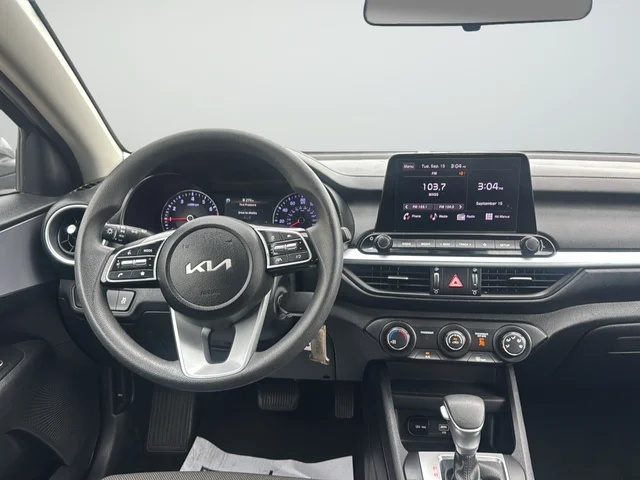 Used 2024 Gray Kia LXS image 11