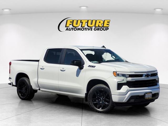 Used 2024 White Chevrolet RST image 1