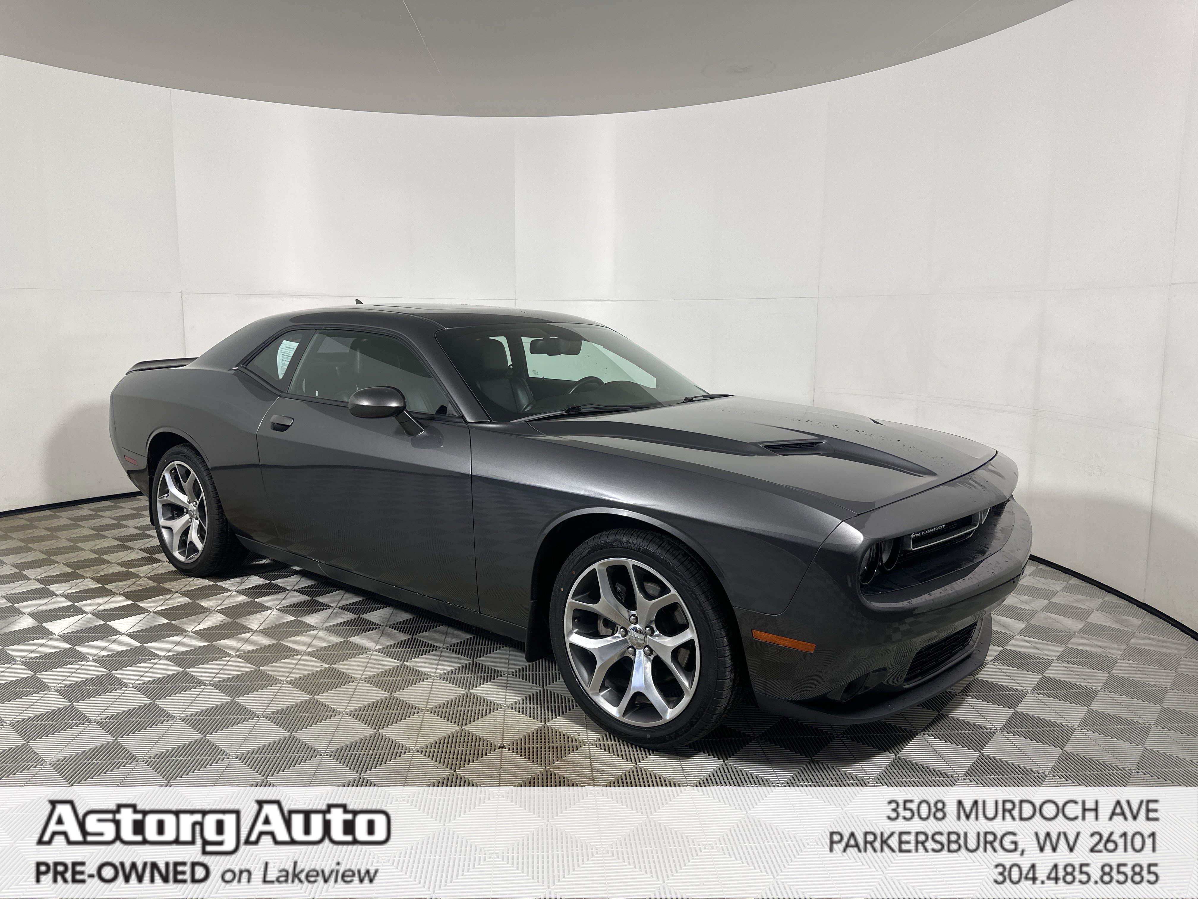 2016 Dodge Challenger SXT
