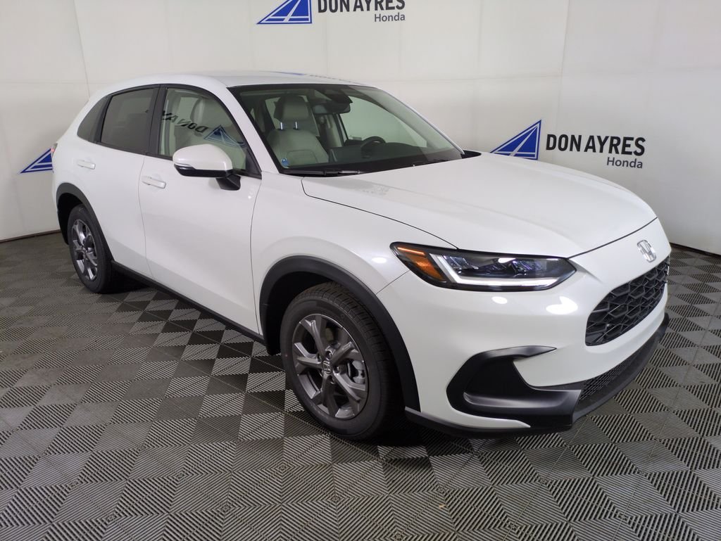 New 2027 Platinum White Pearl Honda LX image 7