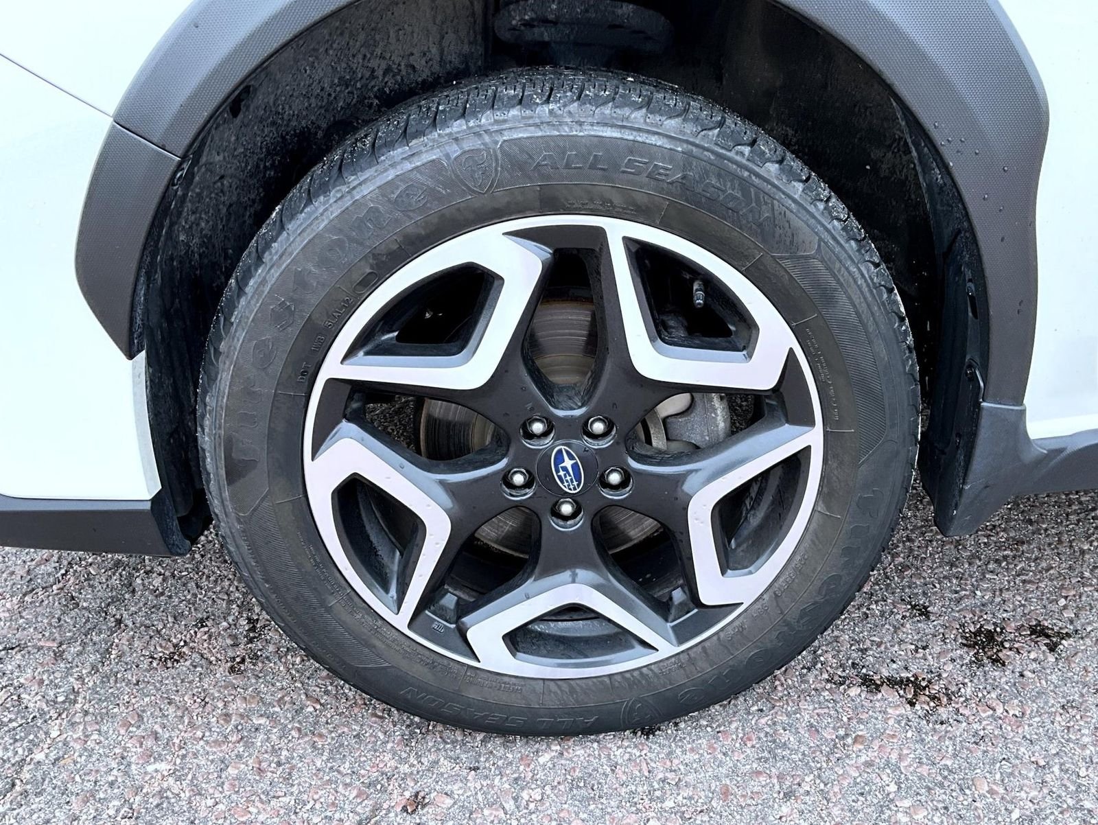Used 2019 White Subaru 2.0i Limited image 22