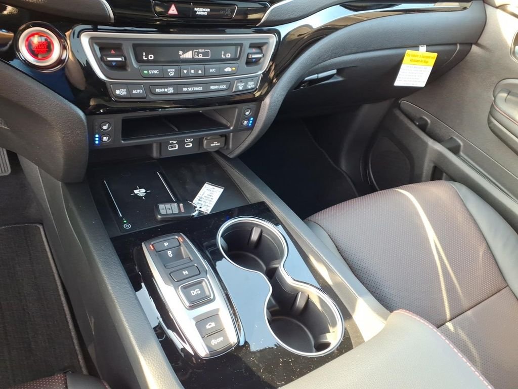New 2026 Sonic Gray Pearl Honda Black Edition image 10