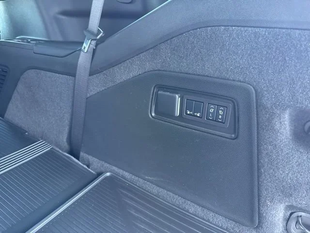 2024 Cadillac Escalade V-Series - Photo 23