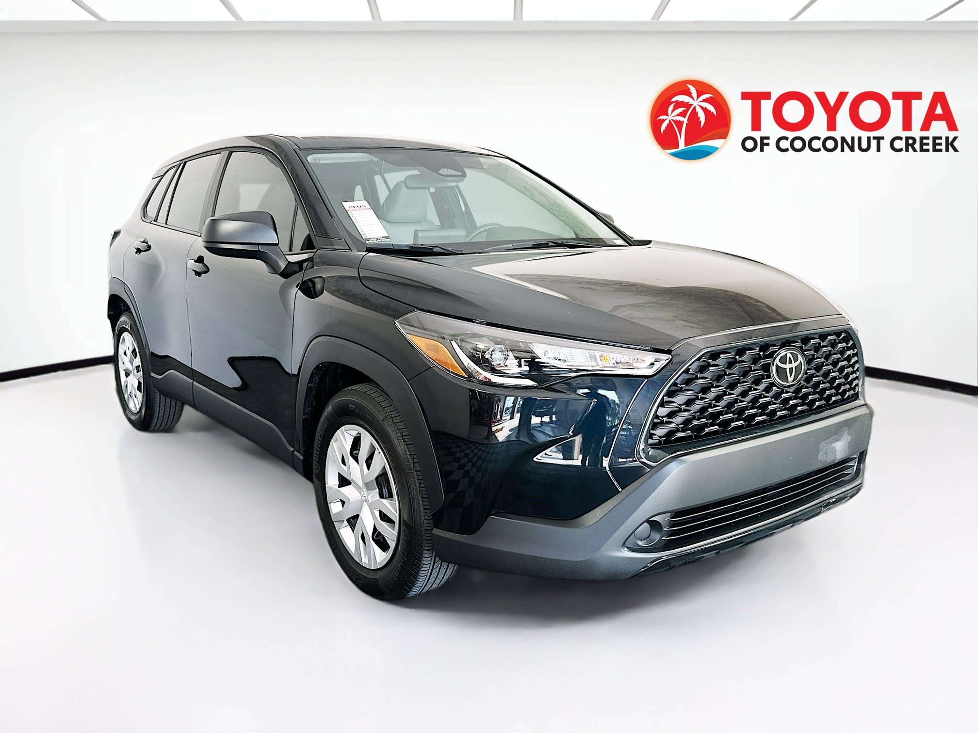 Used 2025 Jet Black Toyota L image 1