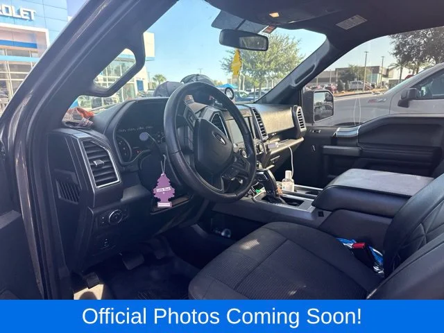 Used 2016 Gray Ford XLT image 4