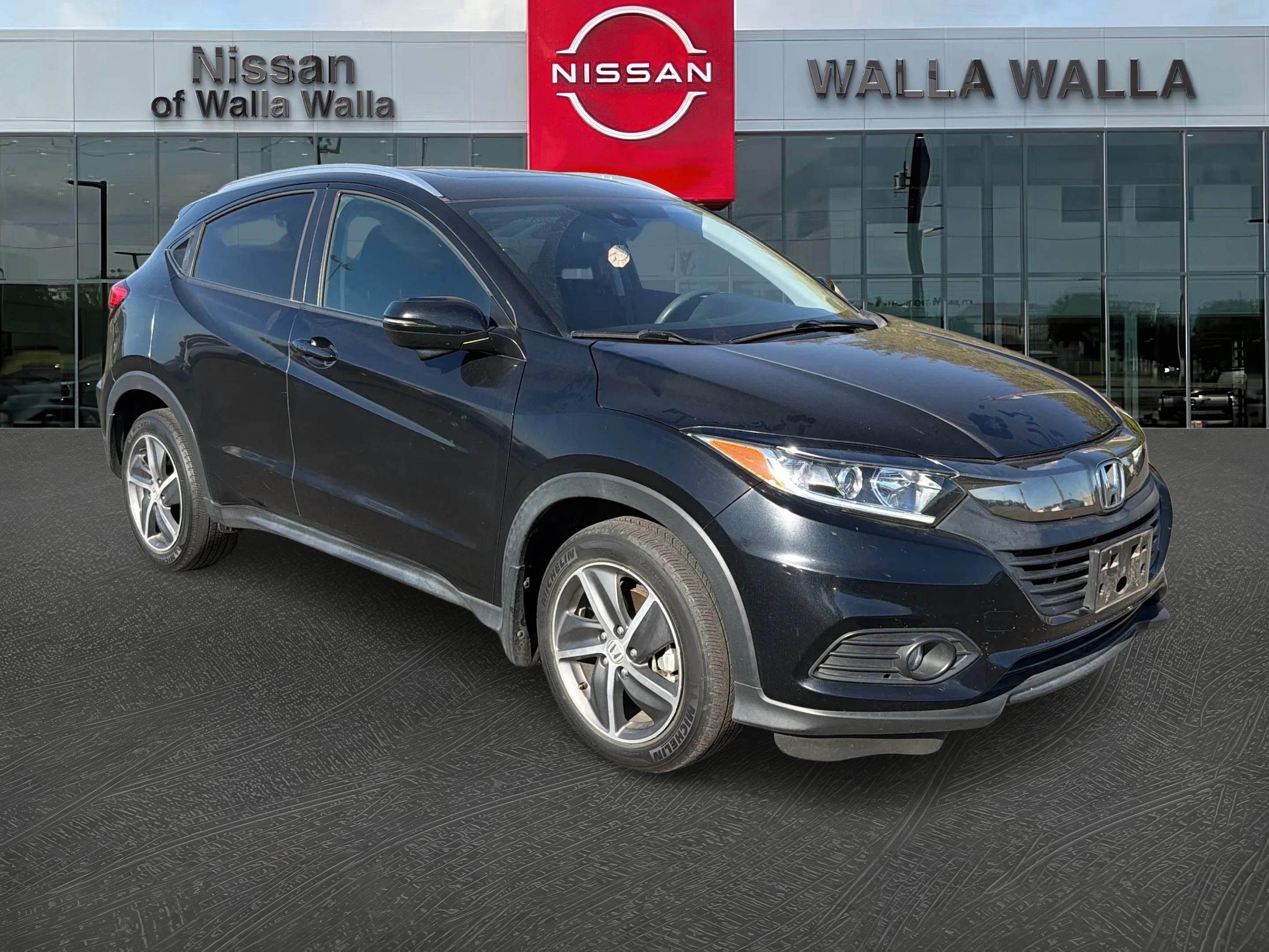 Used 2022 Crystal Black Pearl Honda EX image 1