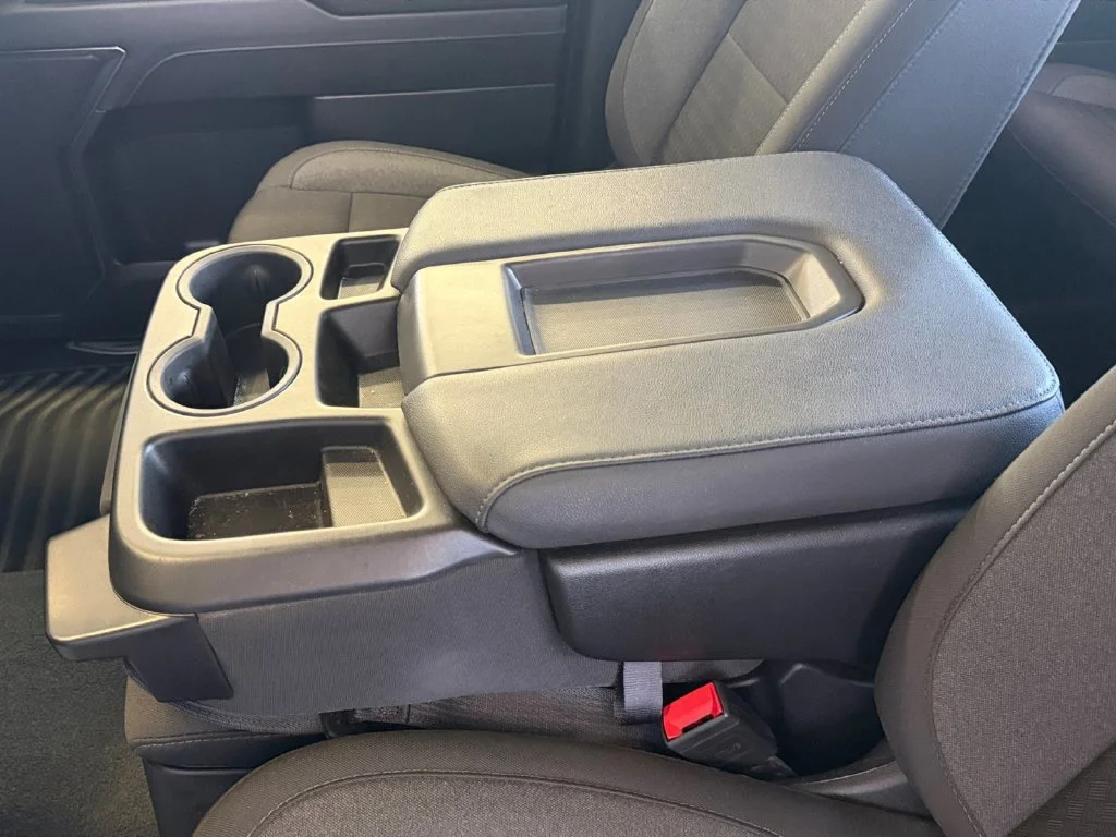 Used 2024 Summit White Chevrolet LT (2FL) image 11