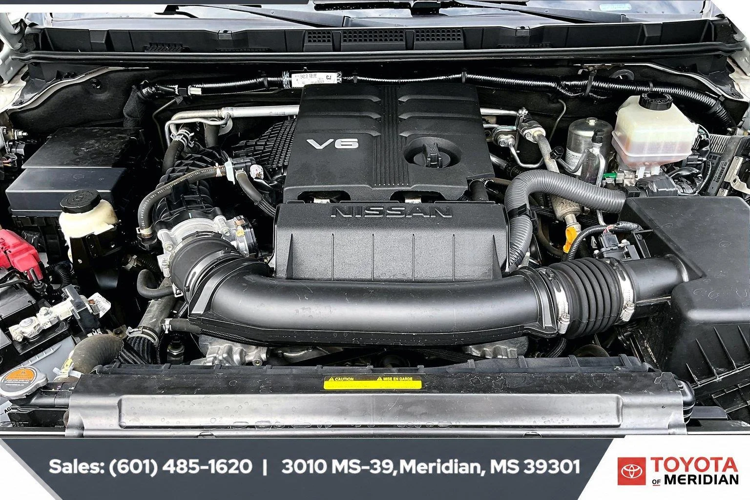 Used 2022 Glacier White Nissan SV image 8
