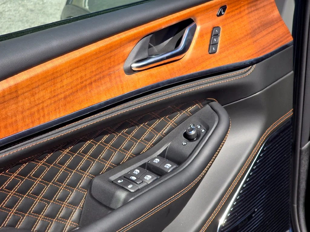 New 2027 Gray Jeep Summit image 34