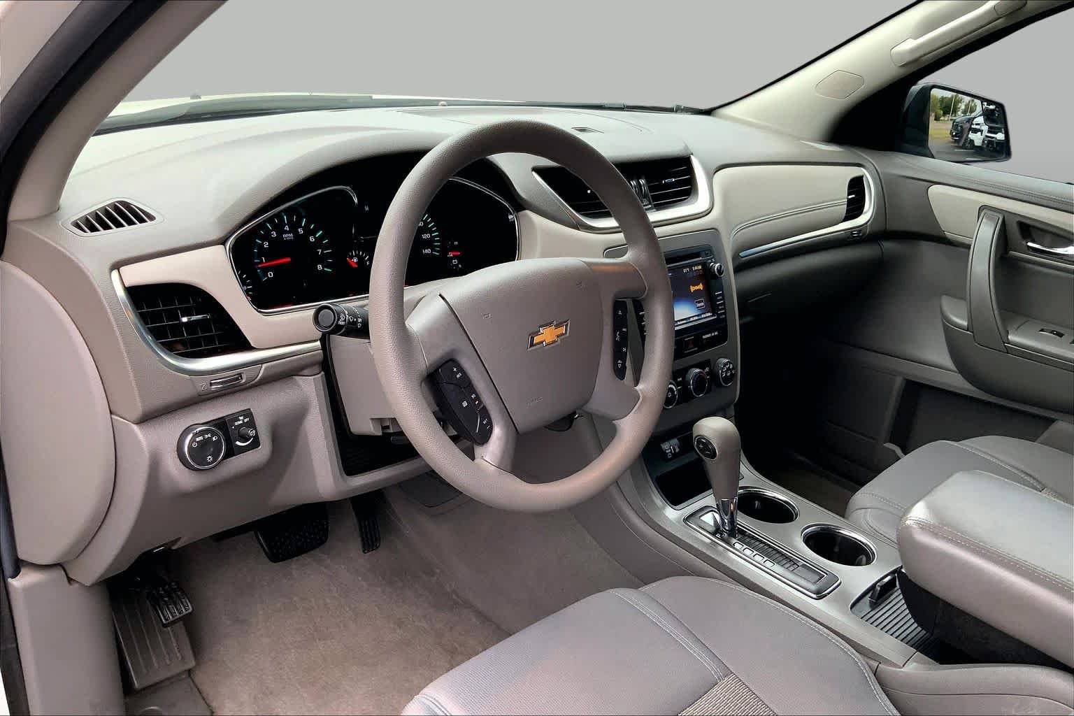 Used 2013  Chevrolet LS image 17