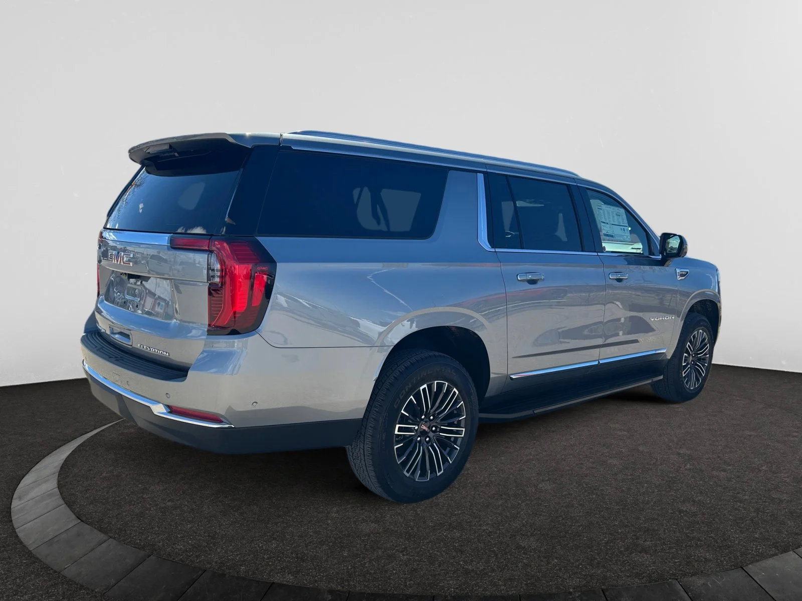 New 2026 Sterling Metallic GMC Elevation image 5