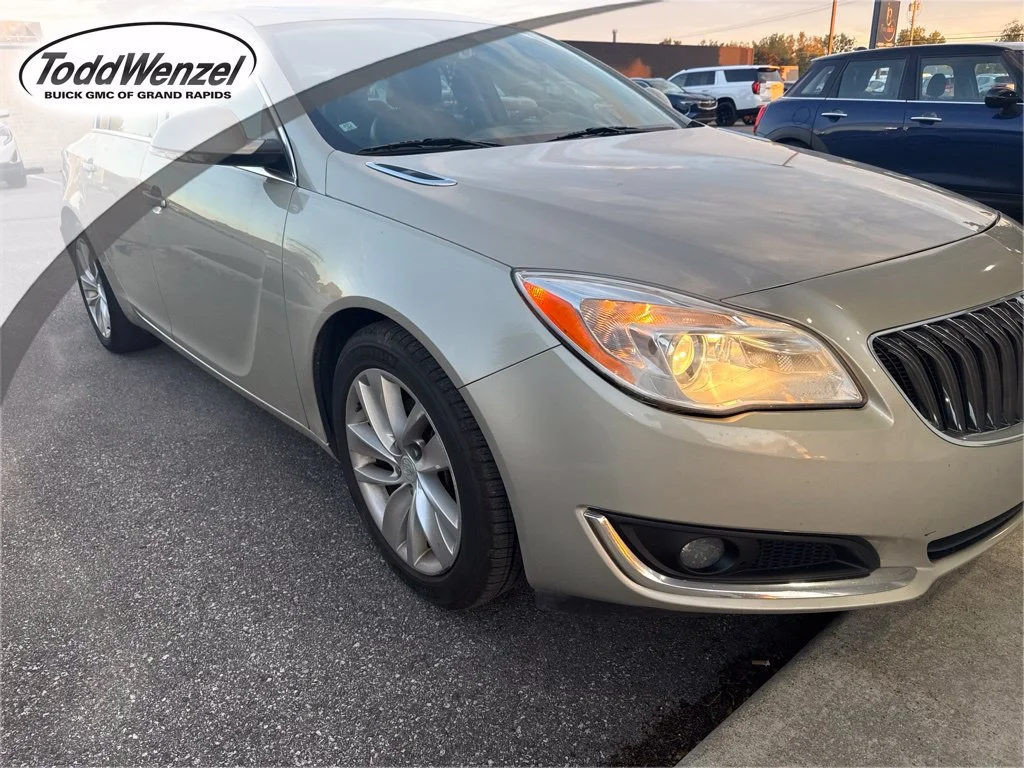 2016 Buick Regal Base