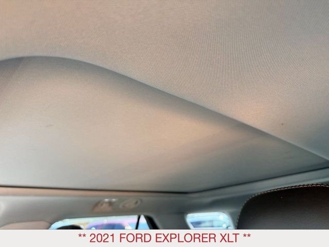 Used 2021 Blue Ford XLT image 23