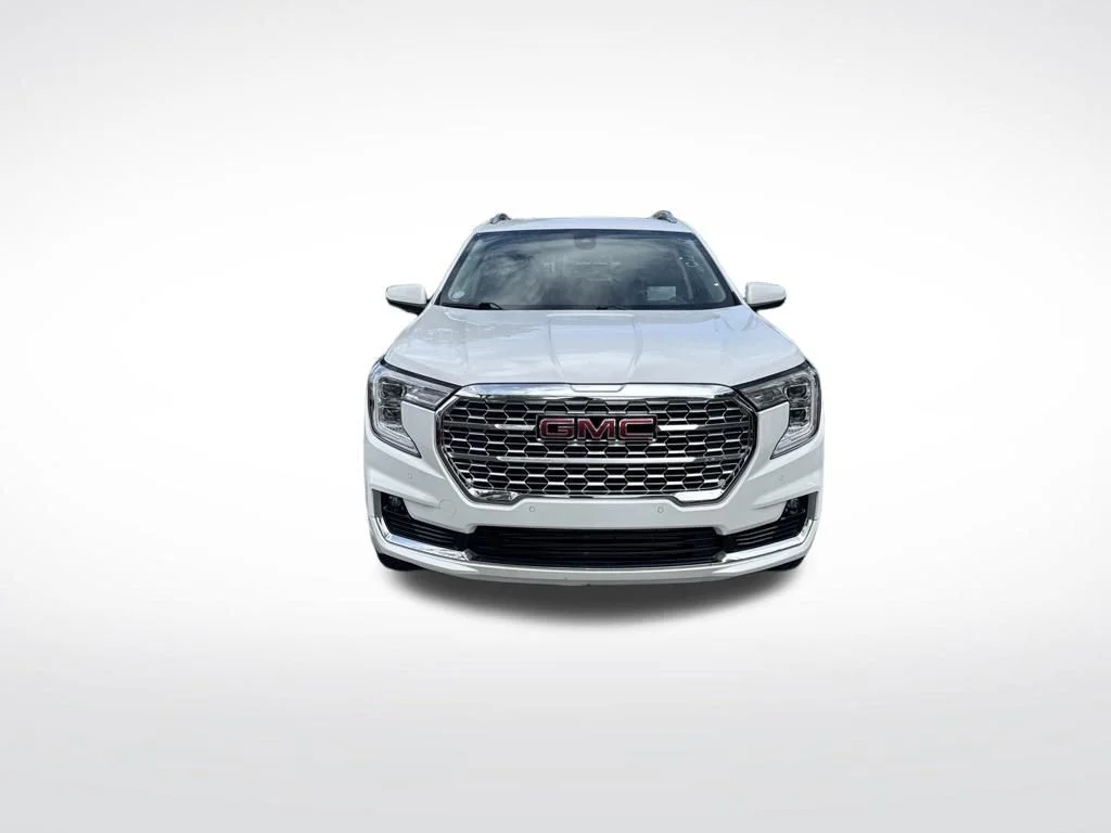 Certified Used 2022 Summit White GMC Denali image 3