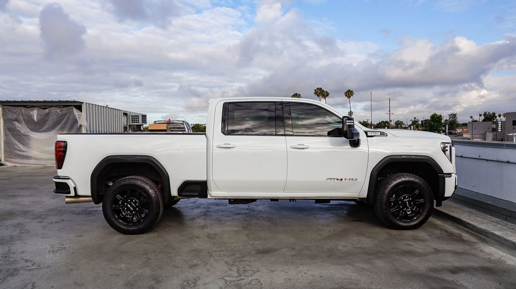 Used 2025 Summit White GMC AT4 image 13