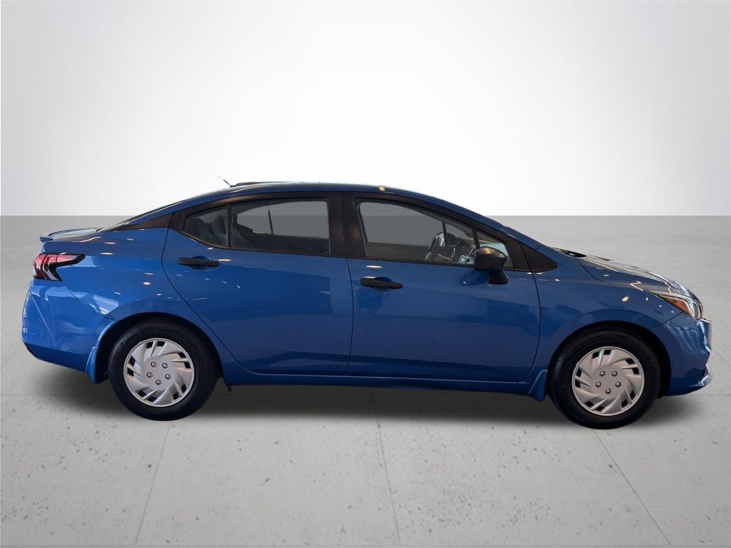Used 2022 Blue Nissan 1.6 S image 6