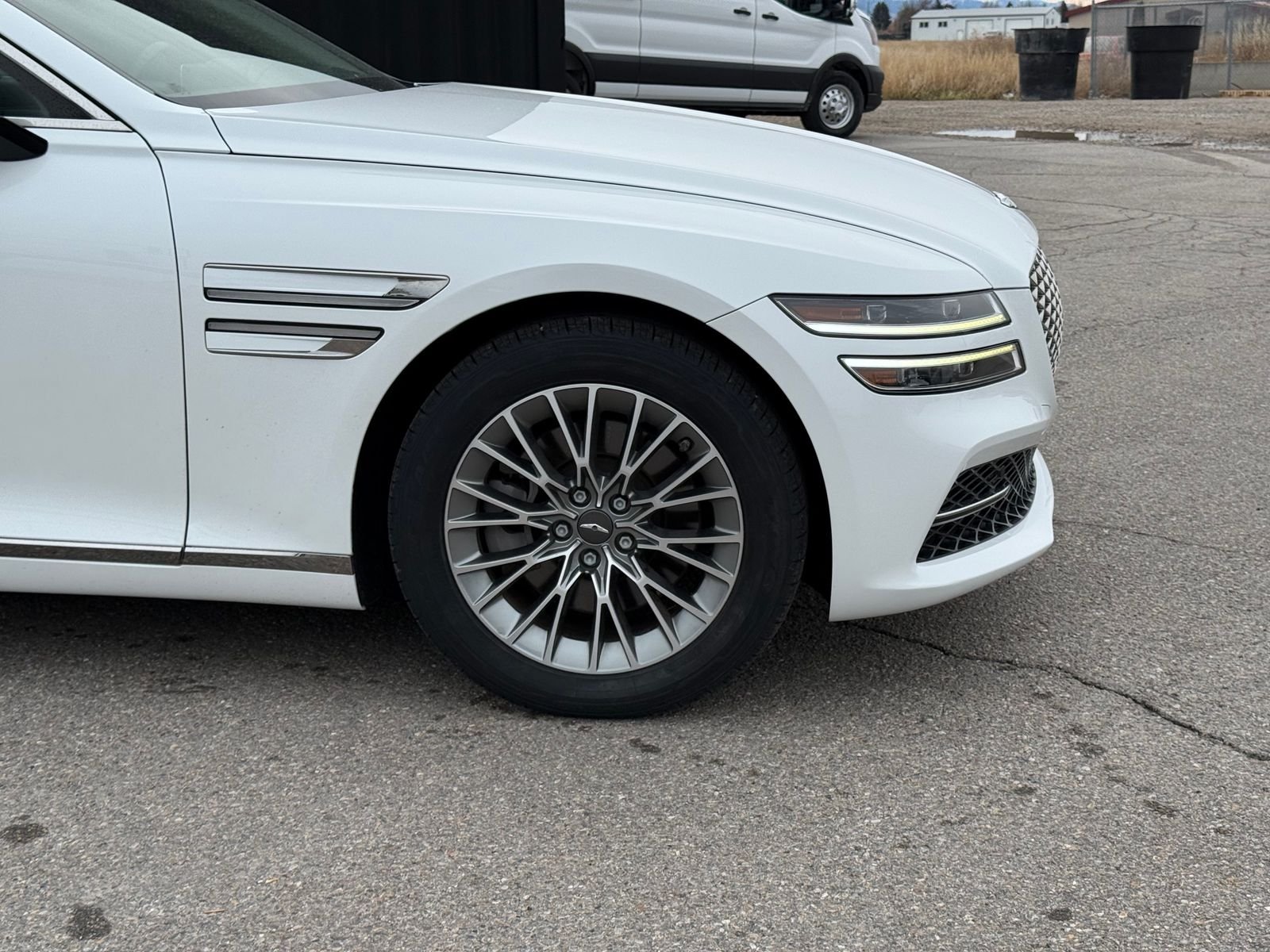 View vehicle photo 5