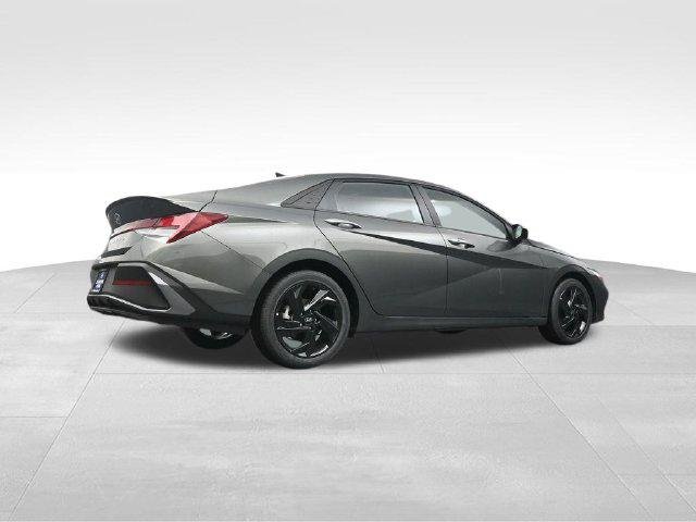 New 2026 Gray Hyundai SEL Sport Plus image 37