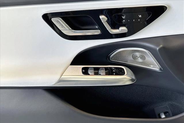 New 2026 MANUFAKTUR Alpine Grey Mercedes-Benz E 450 image 46
