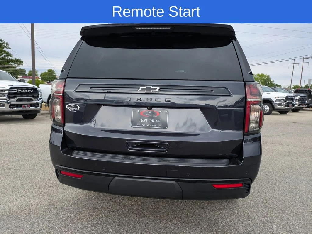 Used 2023 Gray Chevrolet Z71 image 5