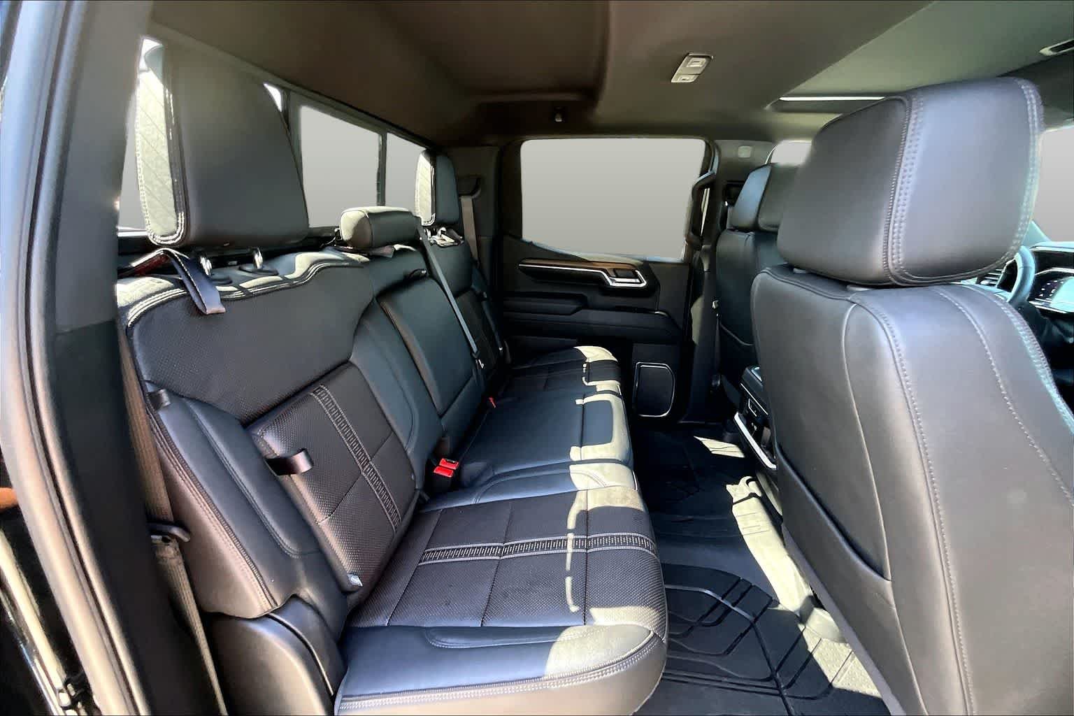 Used 2024 Black Chevrolet High Country image 20
