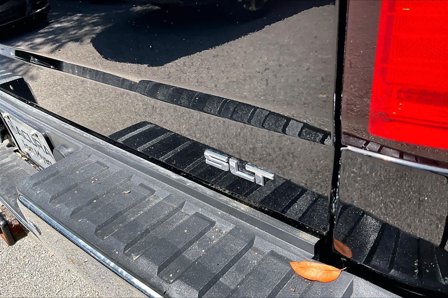 Used 2014 Onyx Black GMC SLT image 10