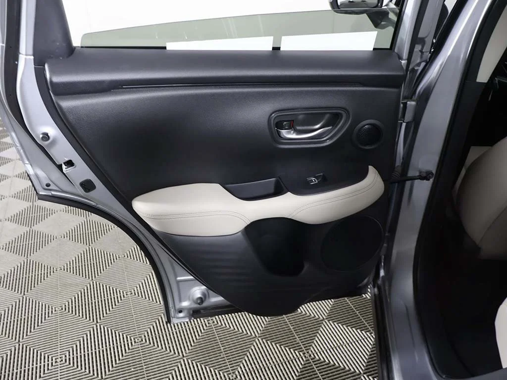 2025 Honda HR-V EX-L - Photo 25
