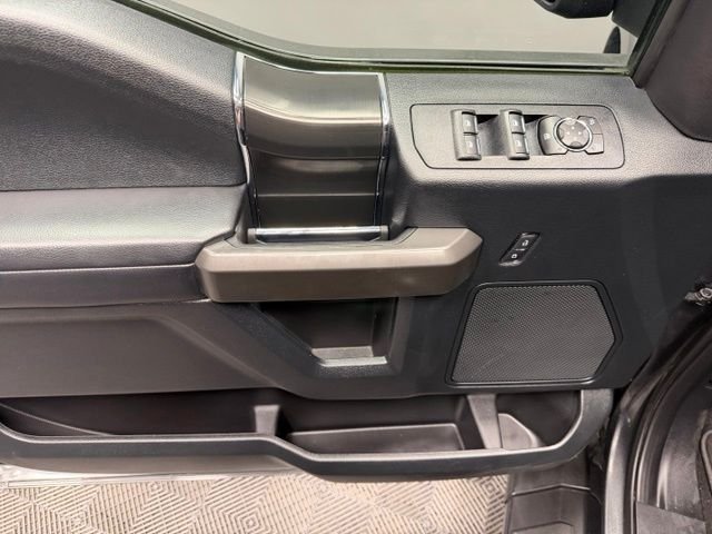 Used 2020 Magnetic Metallic Ford XLT image 15
