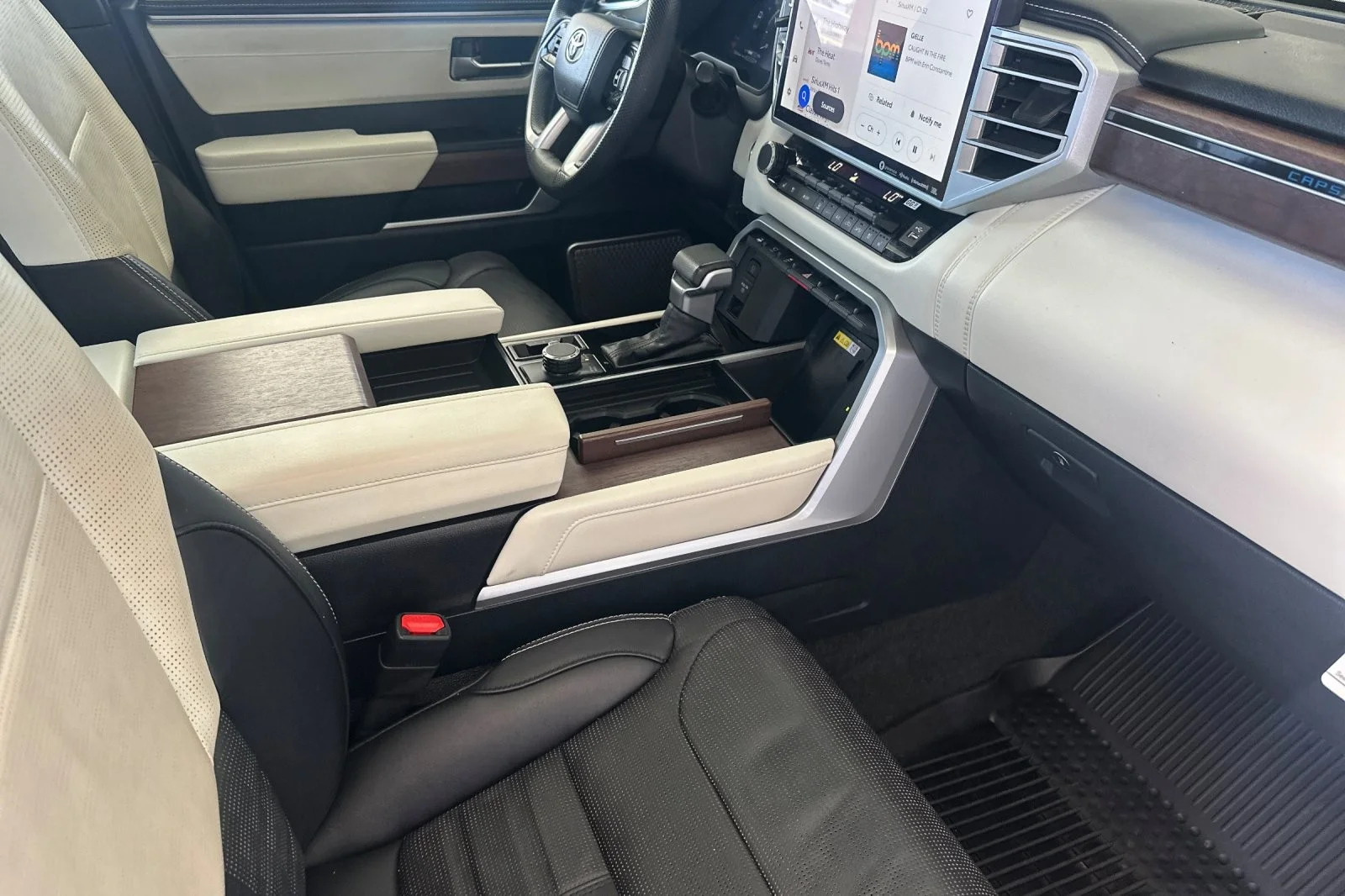 Used 2023 MIDNIGHT BLACK Toyota Capstone Hybrid image 14