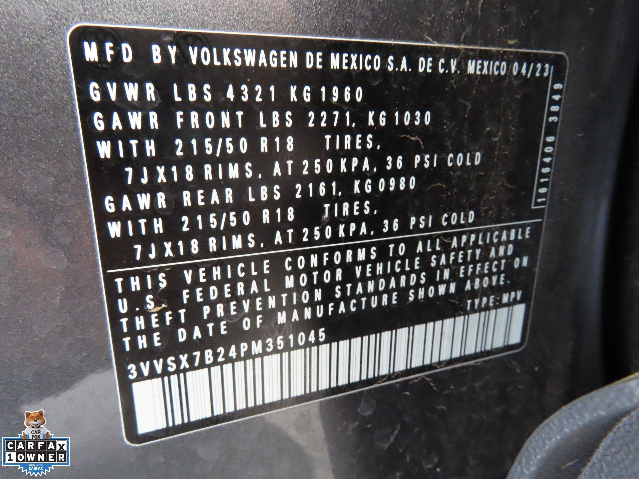 Certified Used 2023 Gray Volkswagen 1.5T SE image 28