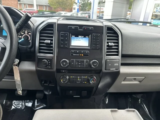 Used 2018 Gray Ford XLT image 14