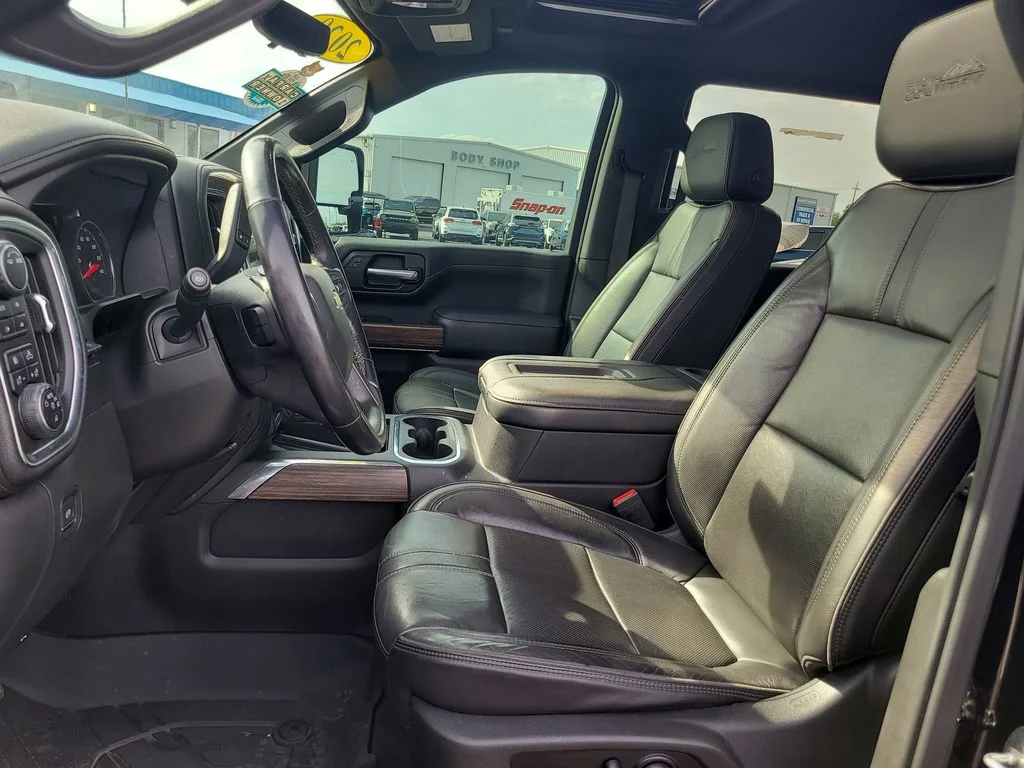 Certified Used 2020 Black Chevrolet High Country image 17