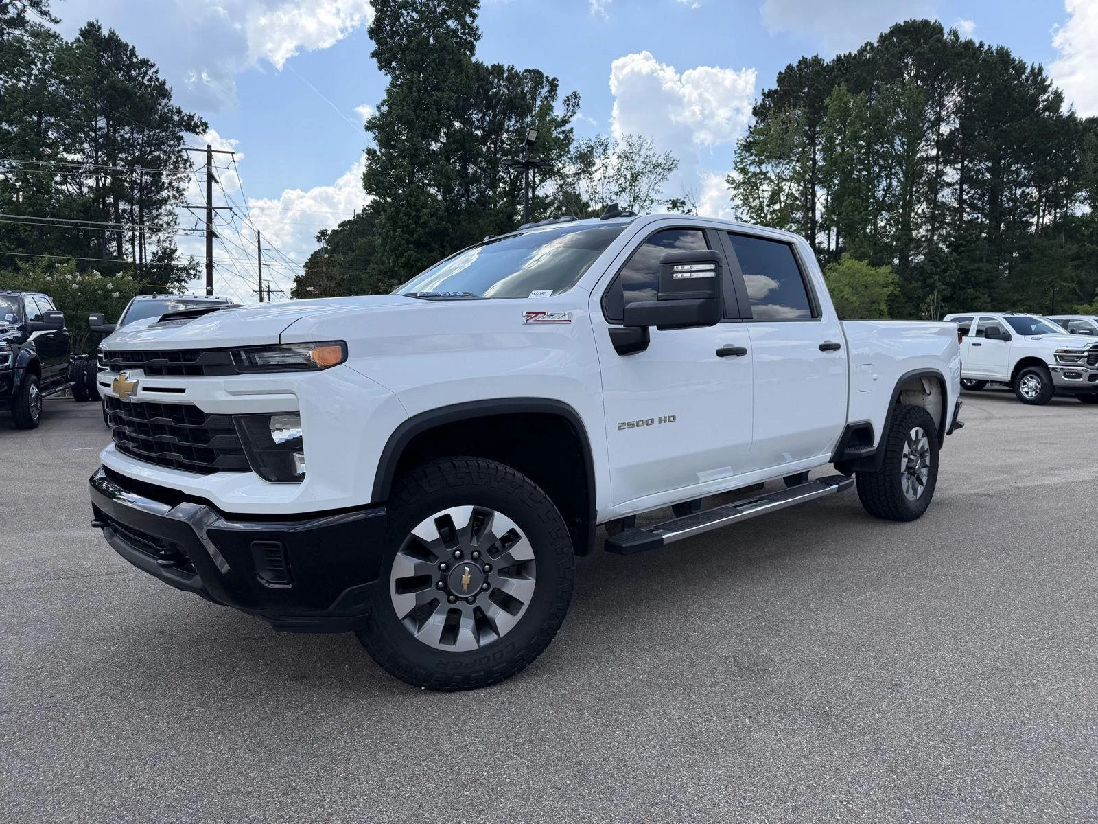 2024 Chevrolet Silverado HD Custom 4WD Crew Cab Standard Box's photo