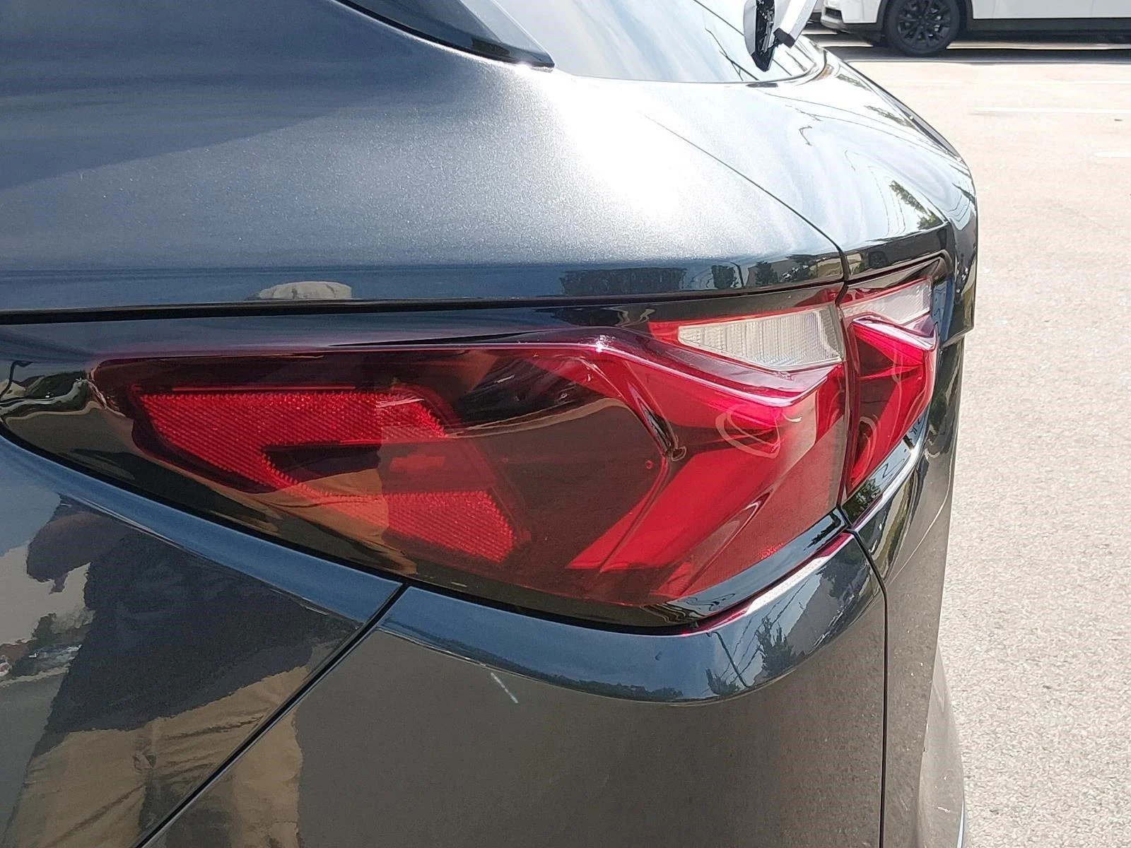 Used 2022 Iron Gray Metallic Chevrolet LT image 13