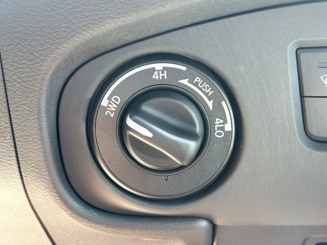 2024 Nissan Frontier PRO-4X - Photo 14