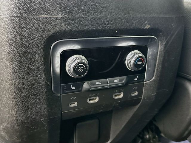 Used 2021 Onyx Black GMC Denali image 27