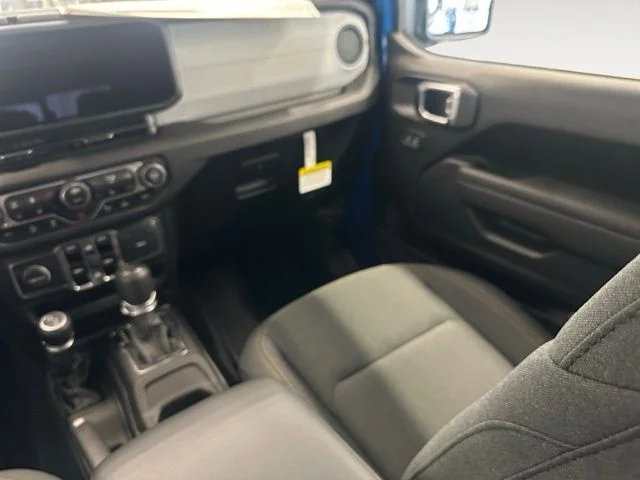 2025 Jeep Gladiator Sport S - Photo 15