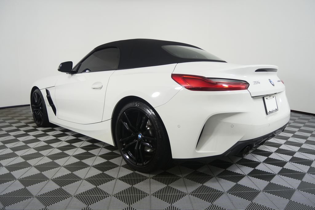 Used 2023 Not Available BMW sDrive30i image 7