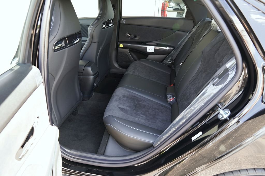 New 2026 Abyss Black Hyundai Base image 61