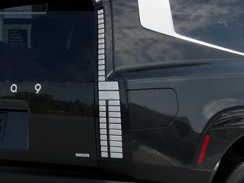 New 2026 Abyss Black Hyundai SEL image 10
